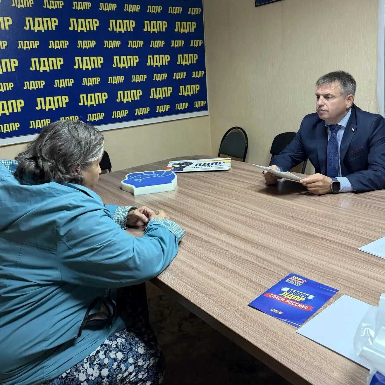 В штаб-квартире ЛДПР в Мордовии прошёл личный приём граждан ✍️