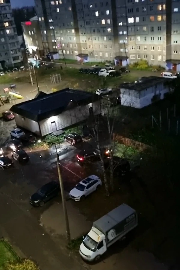 😂❄ Шел снежок в Архангельске, да весь растаял!