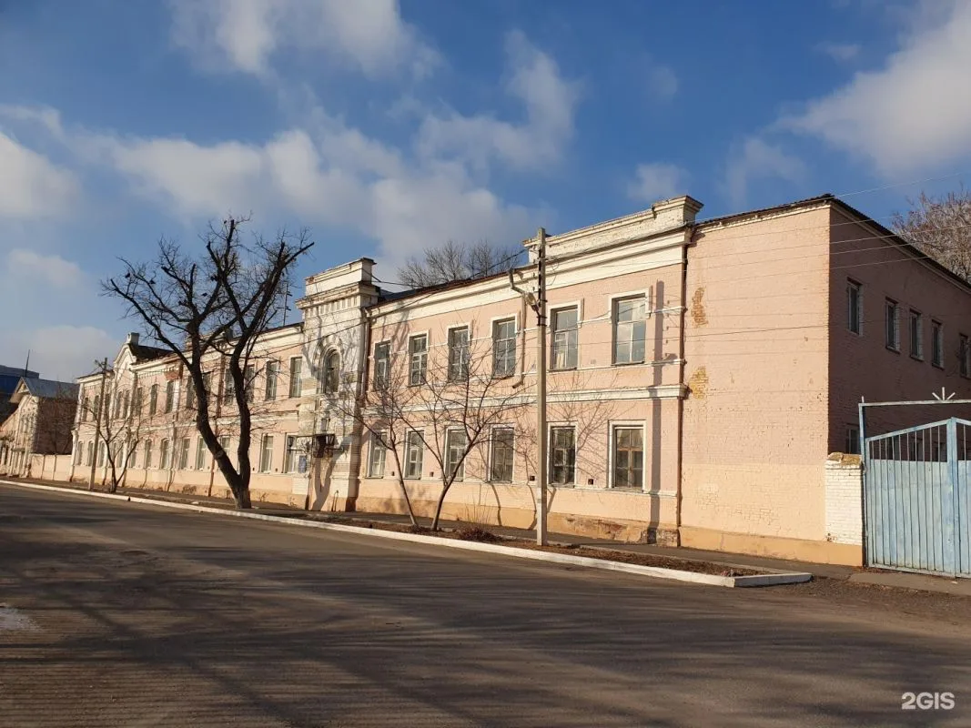 Ночлежку времен царя-миротворца выставили на аукцион в Астрахани