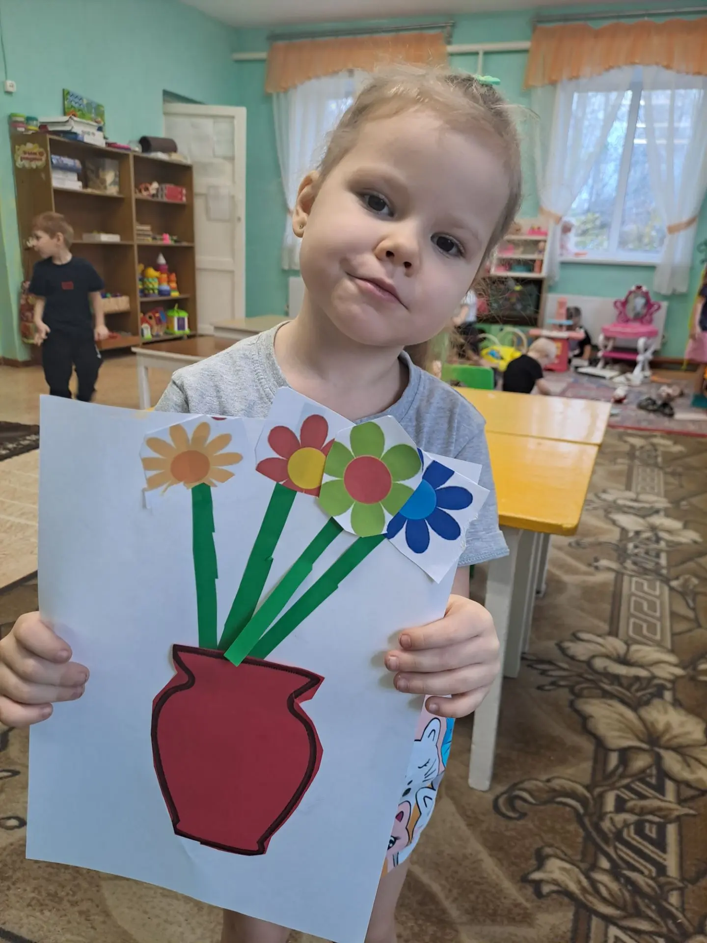 ✂️ Аппликация «Ваза с цветами» 💐
