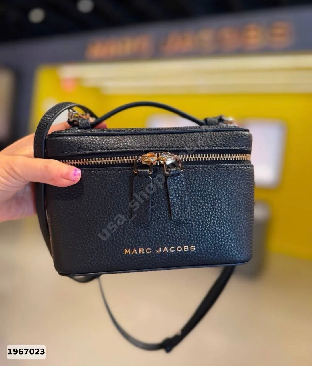 🇺🇸 Marc Jacobs
