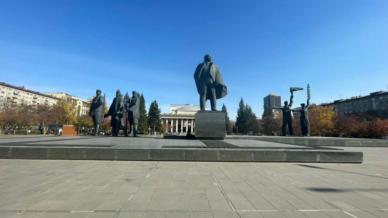 Тут появился (и скоро превратится в тыкву) шанс урвать себе оближек богоподобной Новоси...