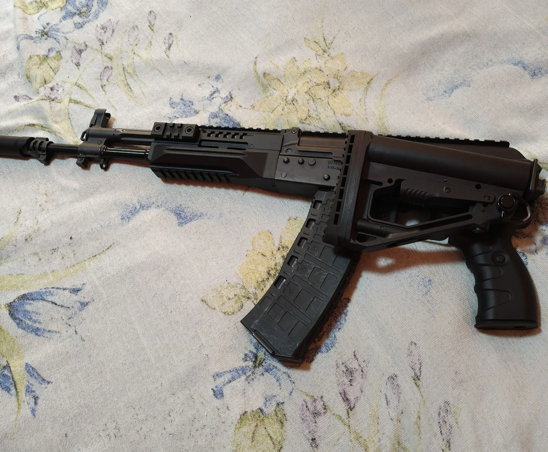 Продаю очень дёшево новый автомат (привод страйкбольный) АК 12 ARCTURUS + подарок, акку...