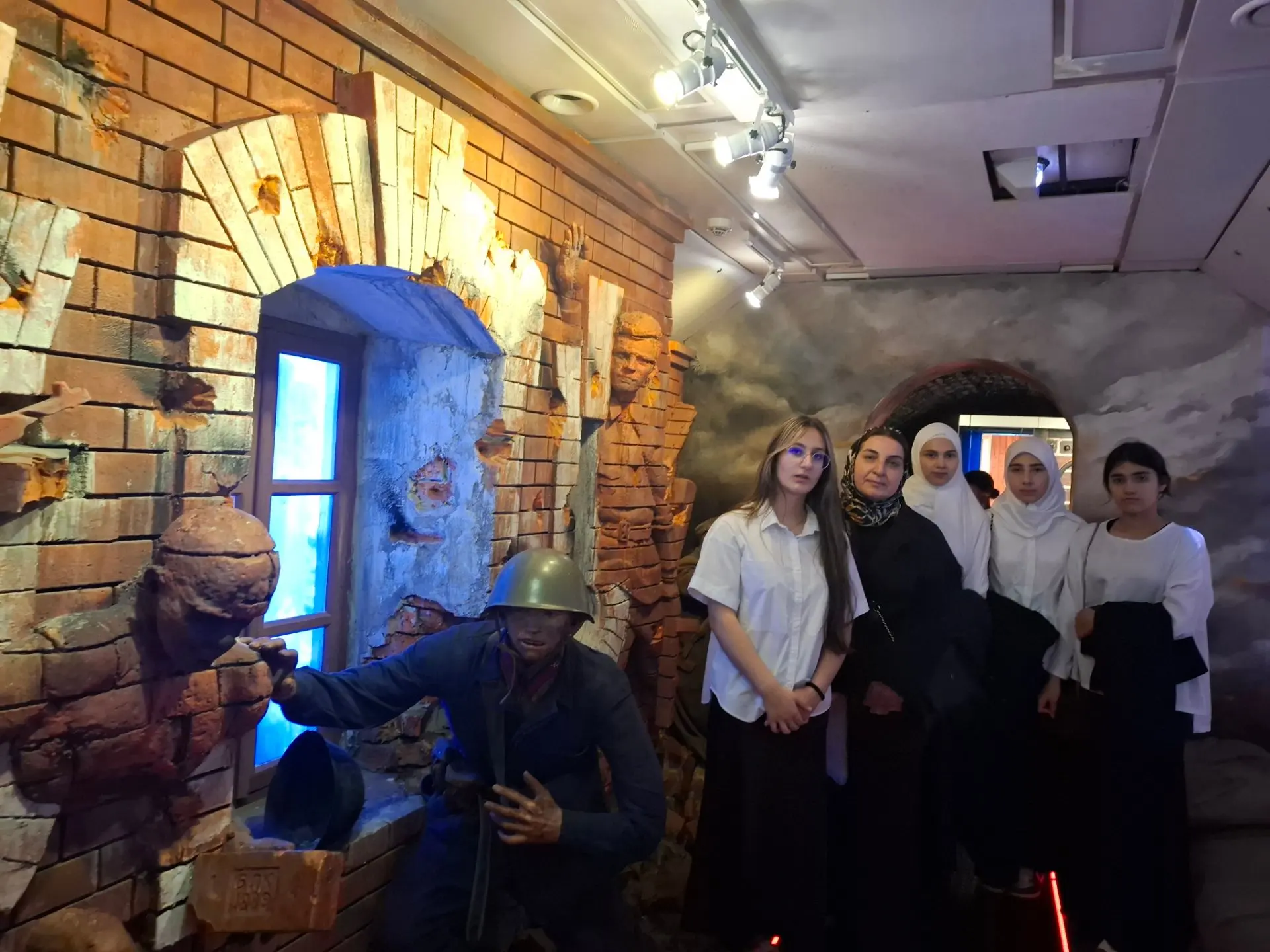 ✅️ Дорогами памяти: ученики нашей школы посетили «Поезд Победы»