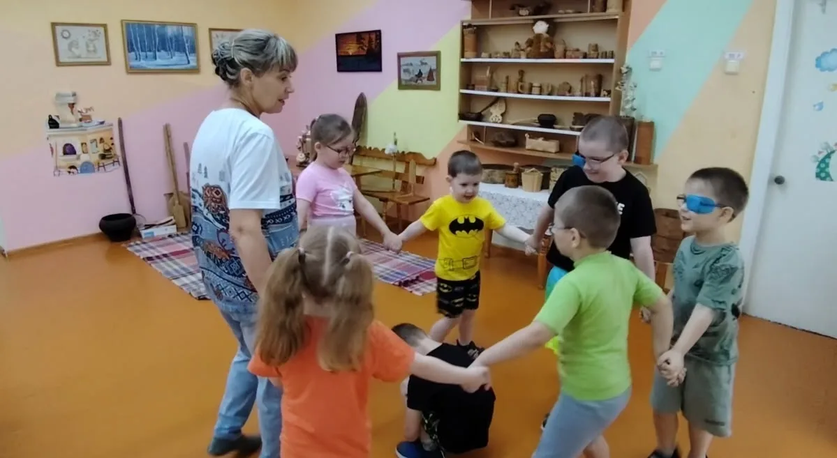 Видза оланныд, дзолюкъяс! (Здравствуйте, малыши!)