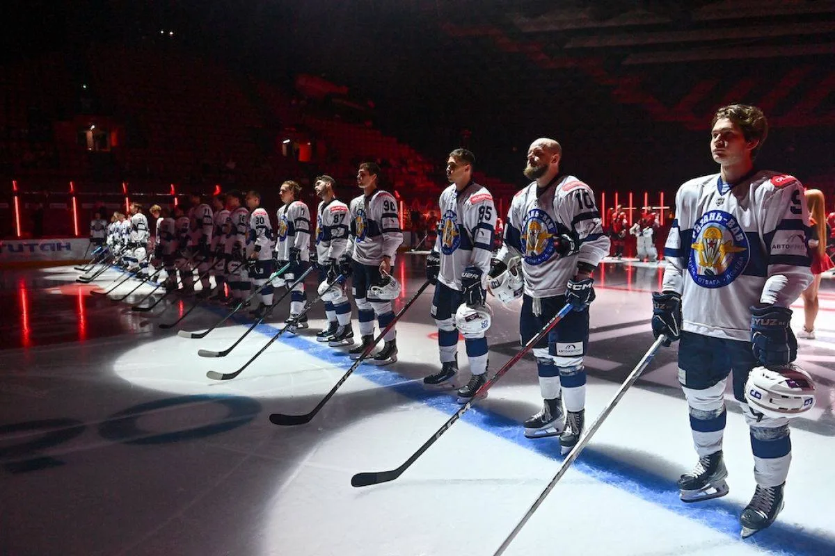 🏒 «Рязань-ВДВ» разгромила челябинский «Челмет» со счётом 8:0.