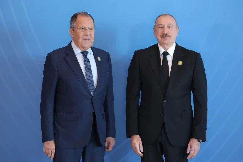 📸 Министр иностранных дел России Сергей Лавров и Президент Азербайджана Ильхам Алиев «...