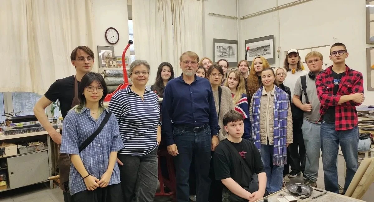 🎨 Один день из жизни графических дизайнеров в мастерской литографии на Верхней Масловке