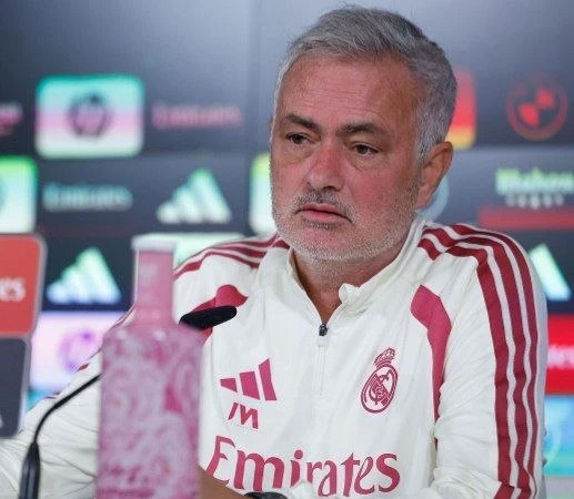 🗣️ Моуринью для Marca: «Я не буду говорить, потому что хочу быть на скамейке запасных ...