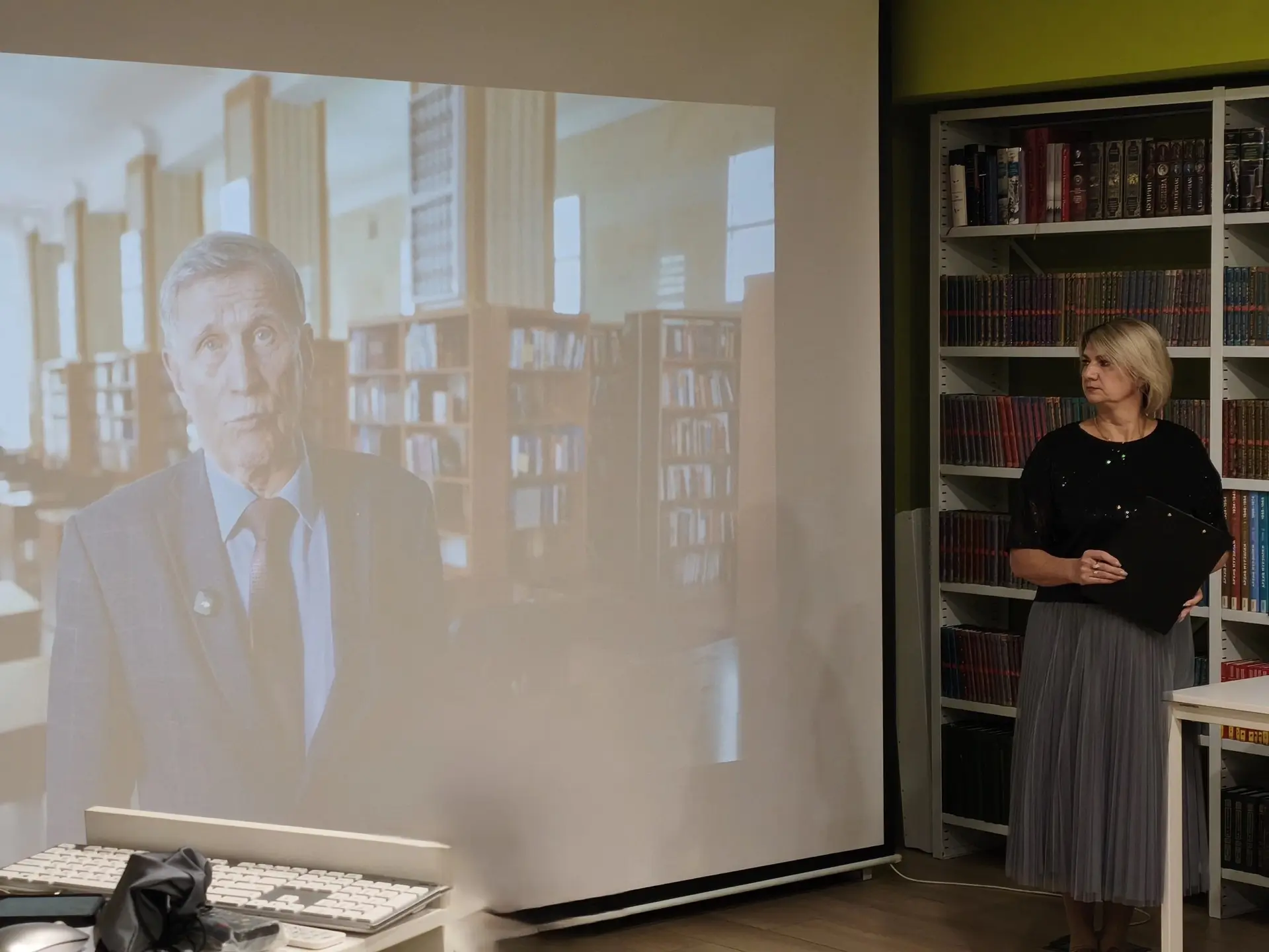 📚 8 октября в Межпоселенческой библиотеке Иланского стартовал новый учебный год в Наро...