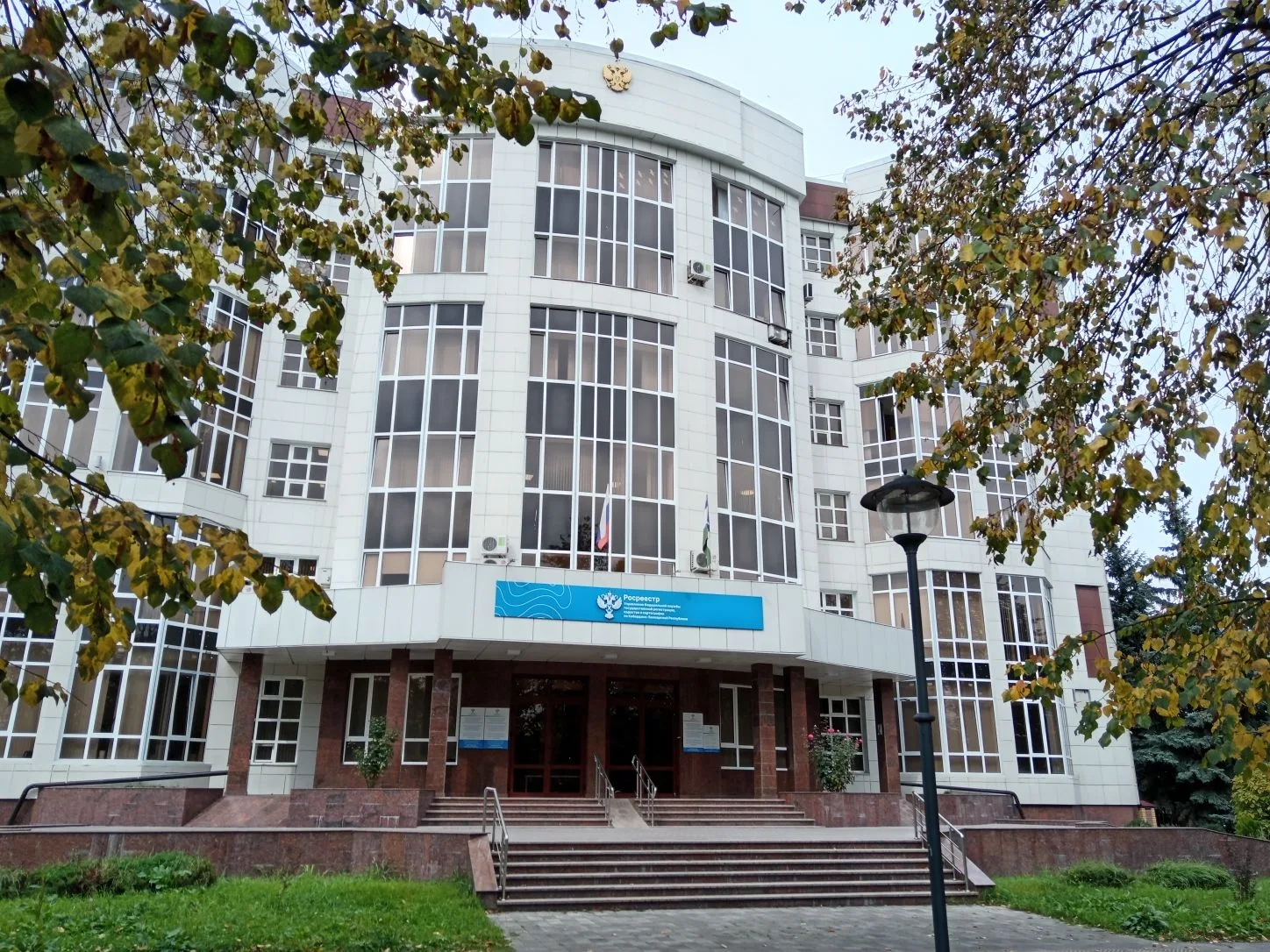 Фундамент - уже недвижимость: как продать недостроенный дом по закону