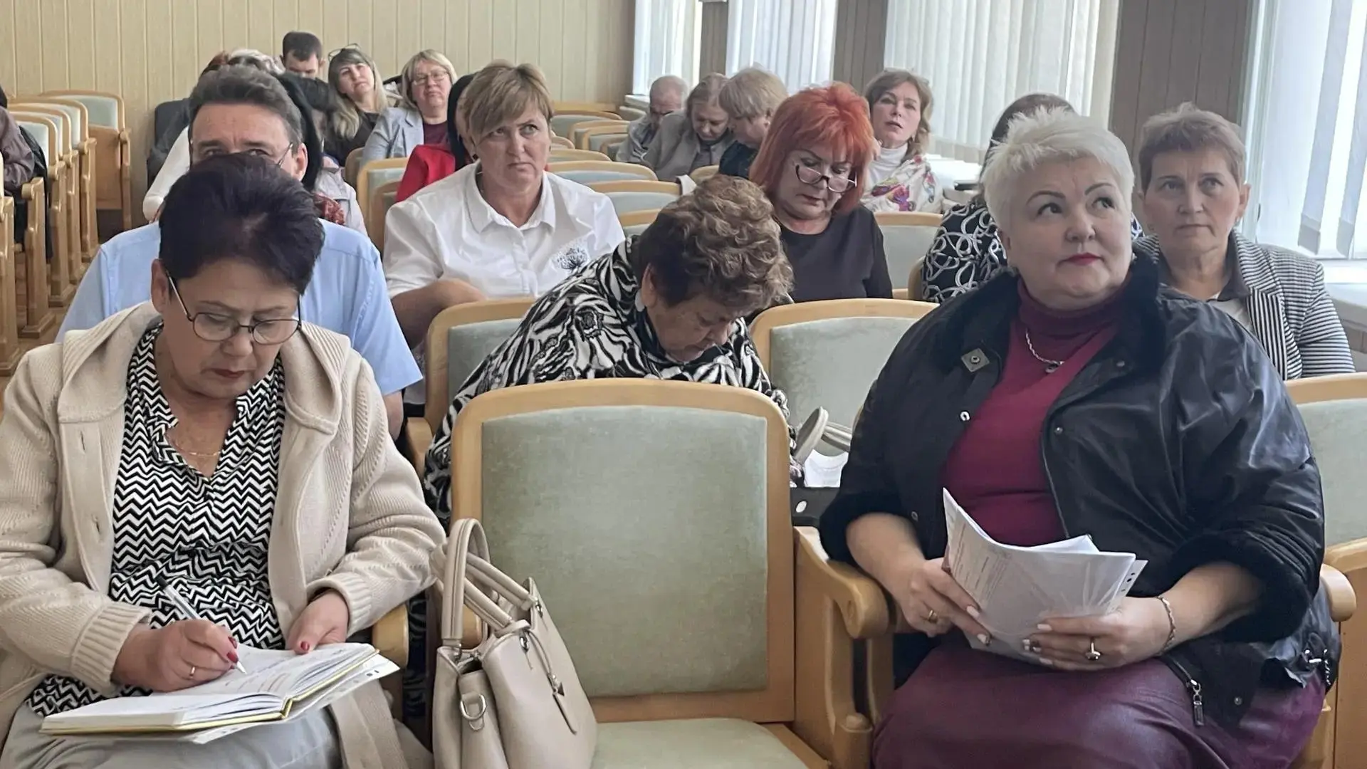 9 октября 2026 года в администрации Симферопольского района состоялось рабочее совещани...