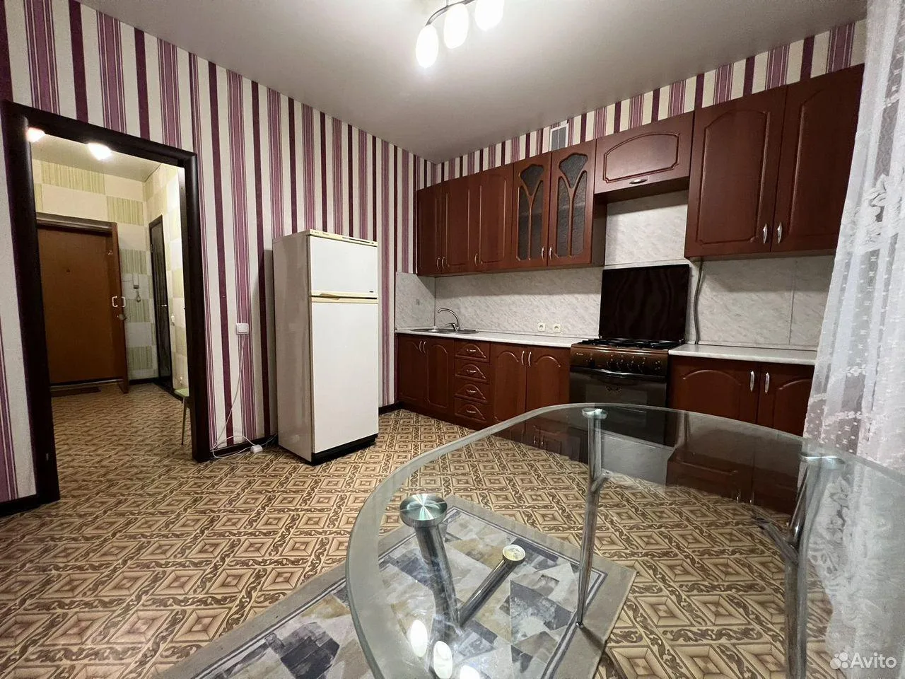 Сдам без посредников: 1-комнатная квартира, 45м²