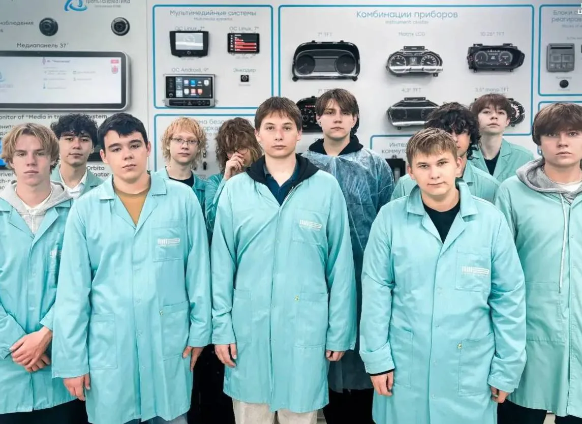 🏭 Студенты «Царицыно» заглянули на производство