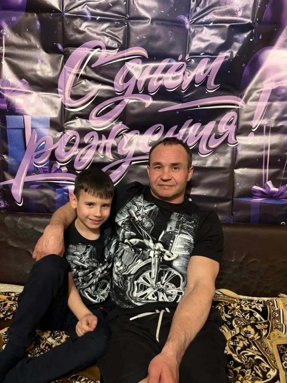 Марочкин Тимофей, ученик 1"Б" класса принимает участие в онлайн-актианости "Вместе с па...