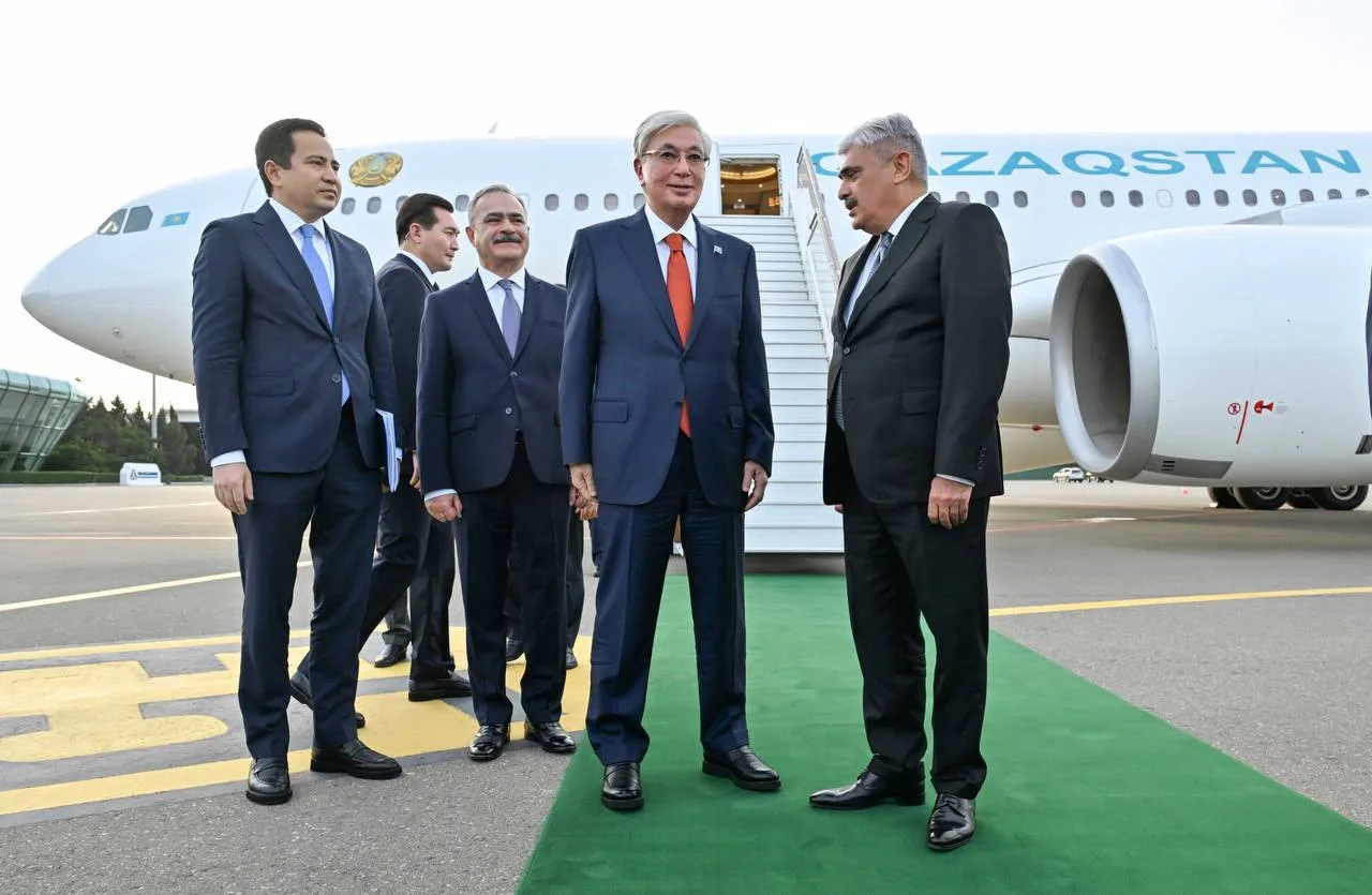 Токаев в Баку.