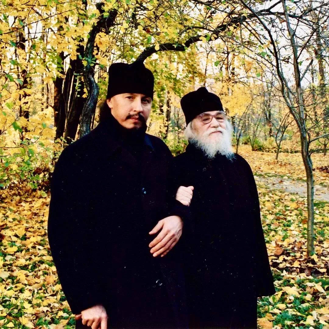 Корень всех греховных мыслей, желаний и действий с их горькими последствиями есть самол...