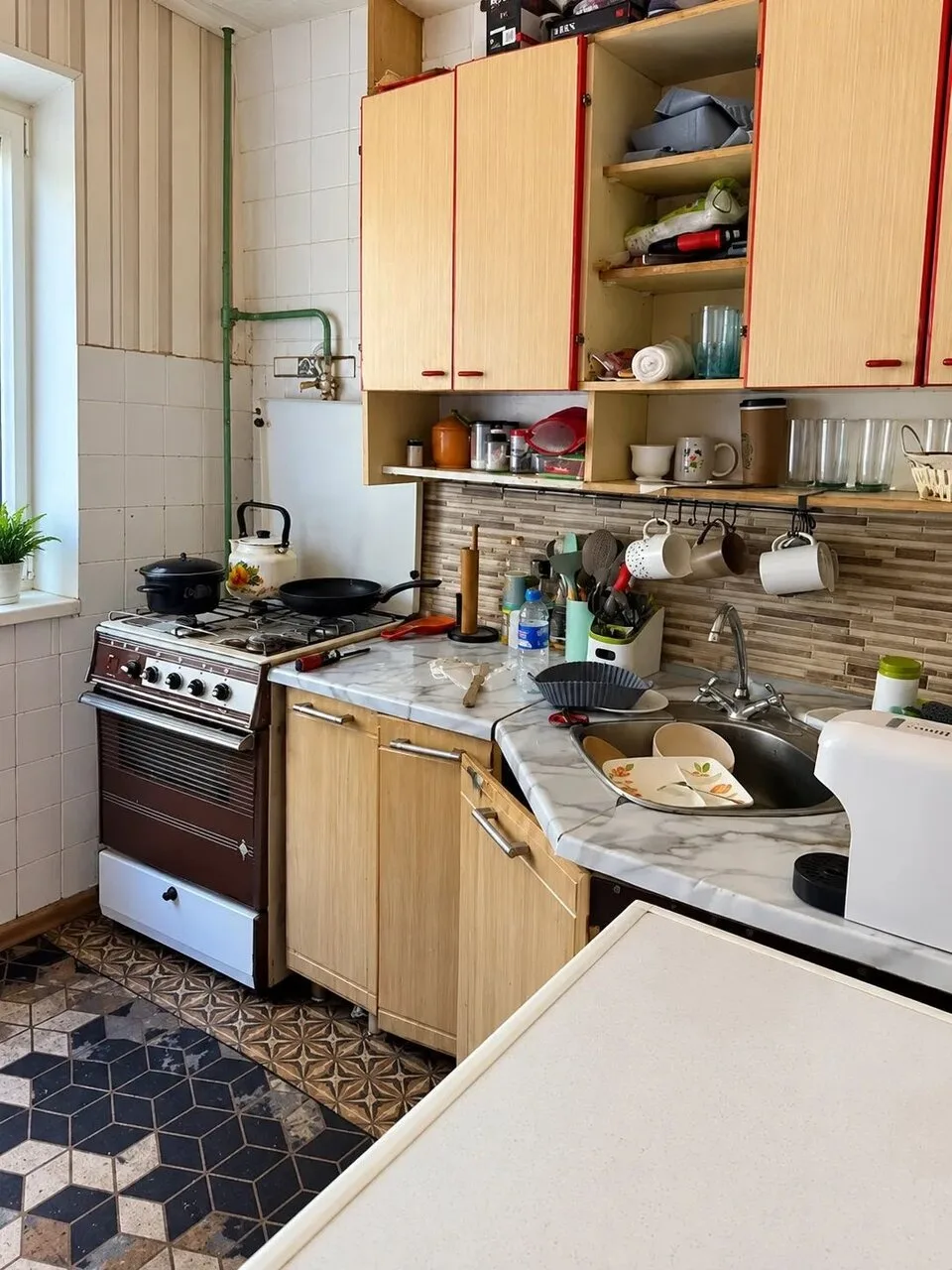 Продам 3-комн квартиру кв. Левченко, 11. Панельный дом, 2/9 этаж. Общая площадь 68 м². ...