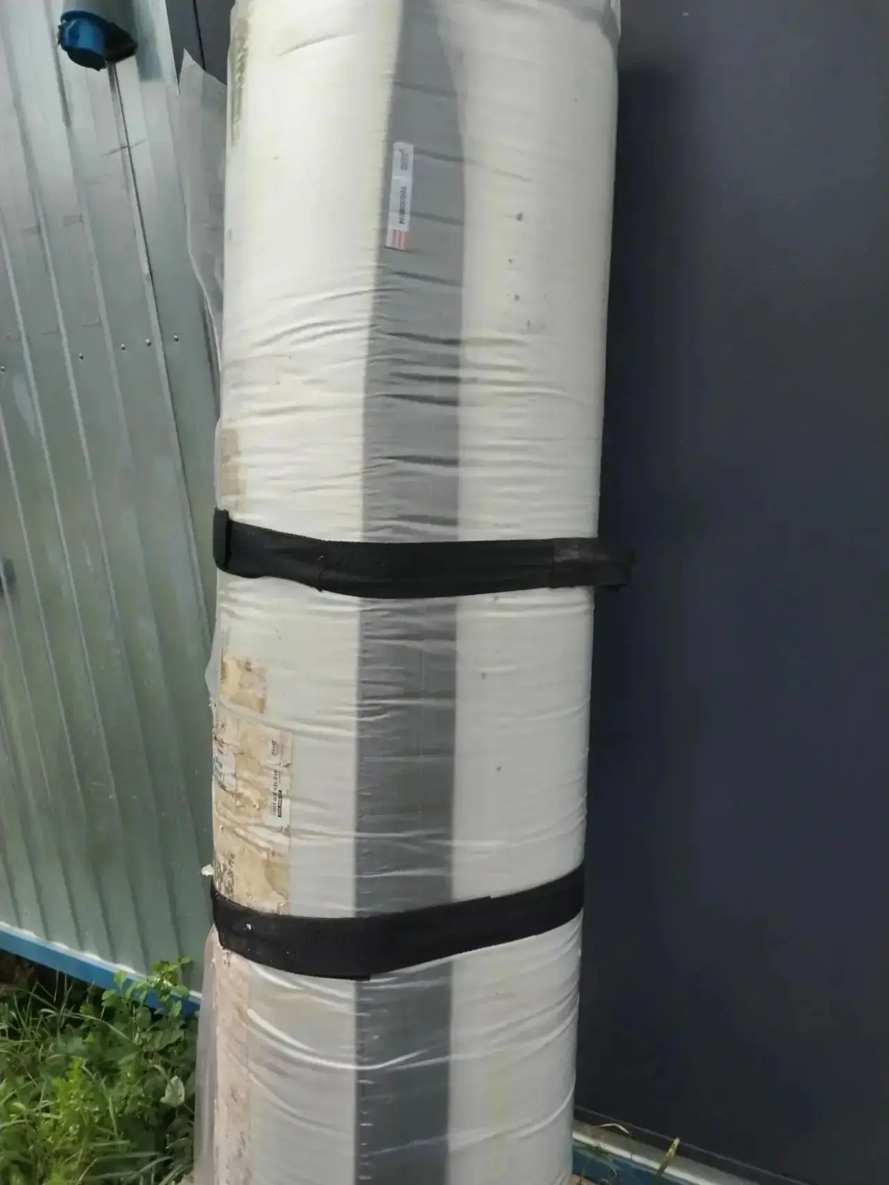Продам 3 новых матраса, упакованы в рулонах. Икея. ХОВОГ 180200, 140200, МОРГЕДАЛЬ 160*...