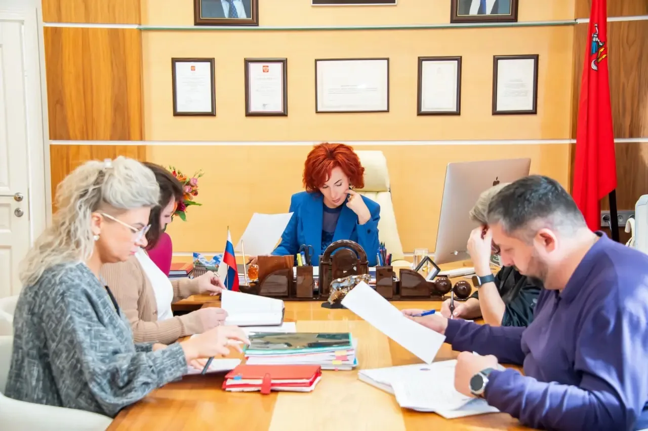 🛣️ За 9 месяцев 2026 года в муниципальную собственность округа оформлены 110 дорог, об...