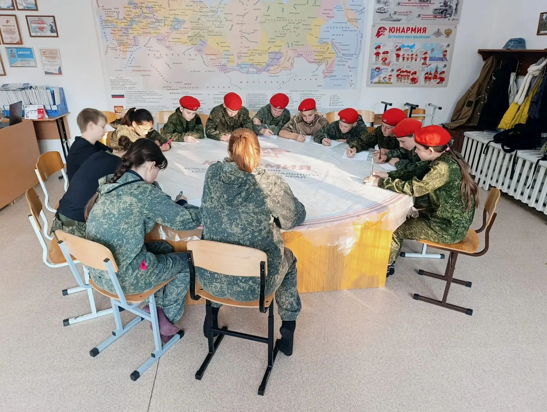 📨Акция «Письмо солдату» в  отрядах ЮНАРМИИ Хорольского округа 🇷🇺