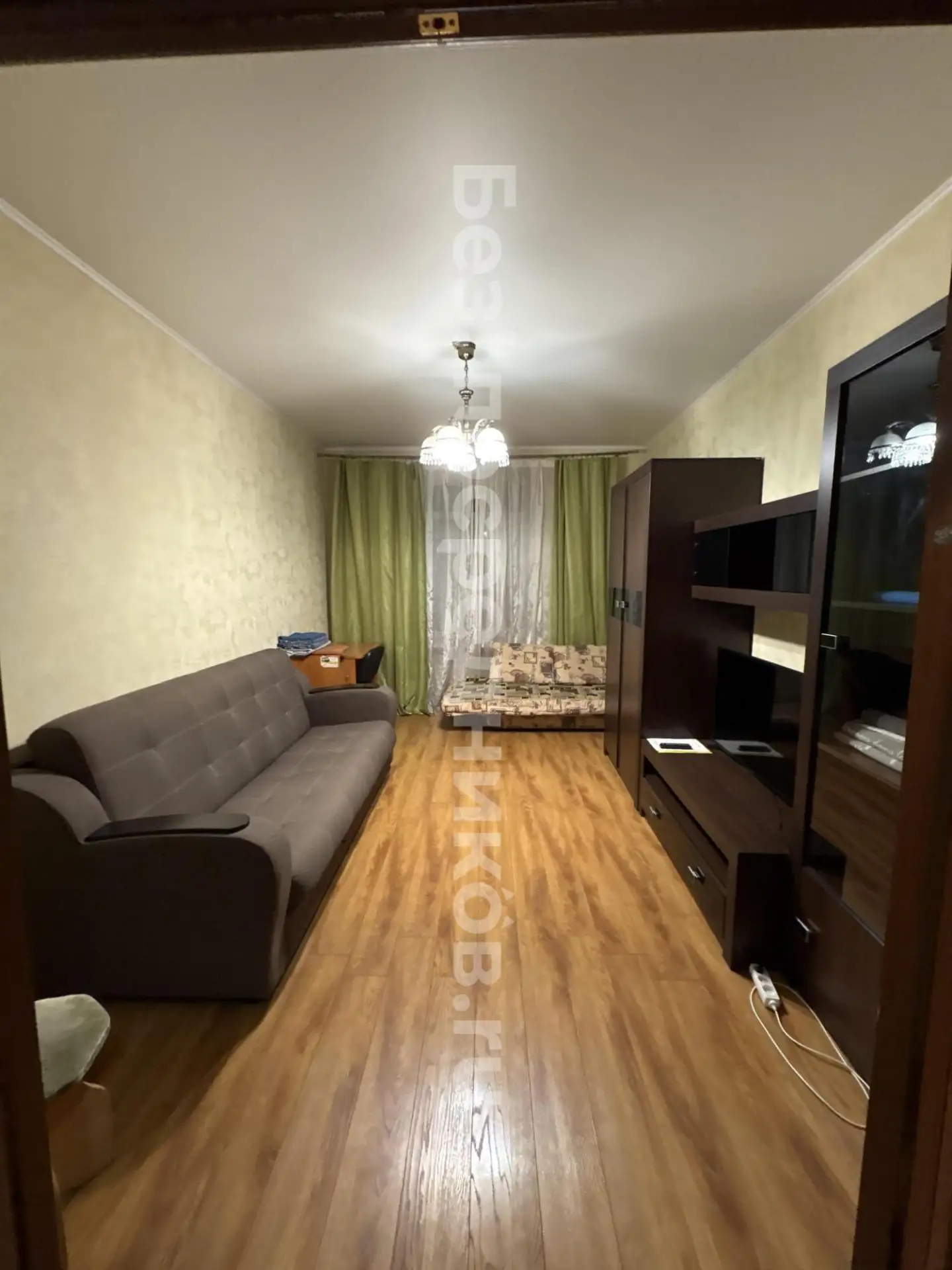 Сдам без посредников: 2-комнатная квартира, 65м²