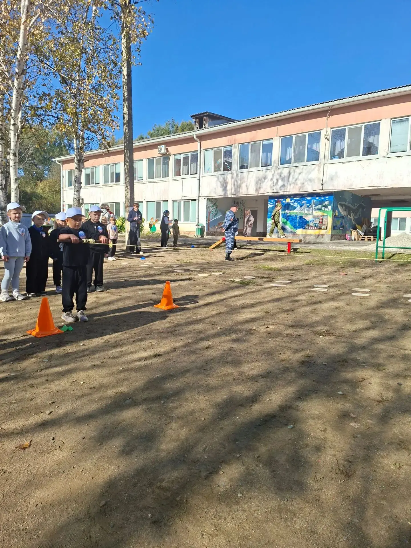 Сегодня в нашем городе прошла военно-спортивная игра «Зарница» среди дошкольных учрежде...