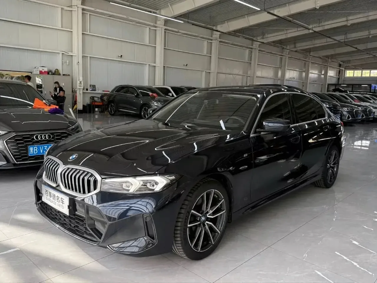 Модель автомобиля: BMW 320Li M Sport Package 2023 года выпуска