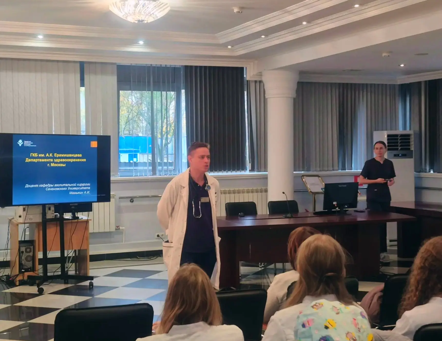 🥼 Предпроф детям: Шаг в медицину. Без иллюзий.