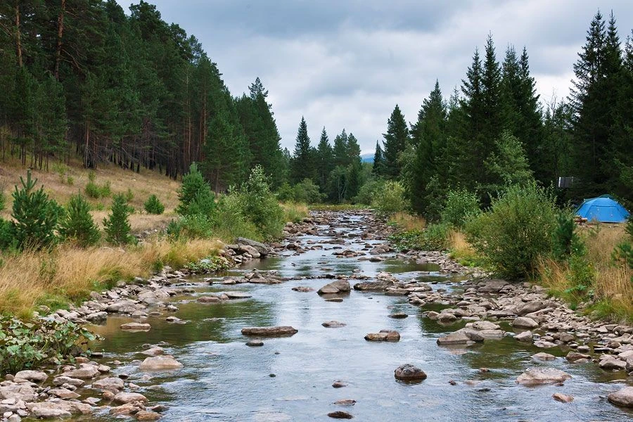 🏔 Самая высокогорная река Южного Урала: где находится секретное ущелье?