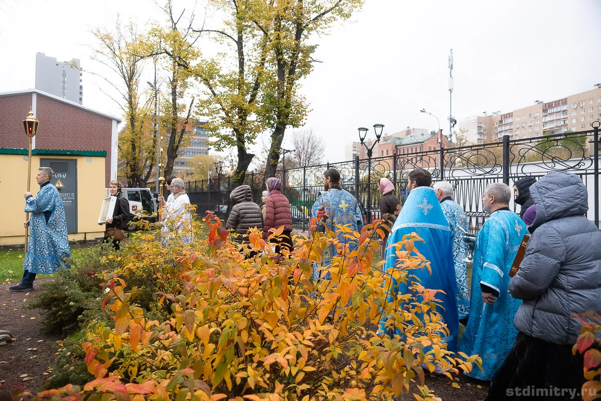 Больше фотографий в альбоме «Литургия в Храме Покрова Пресвятой Богородицы при Морозовс...