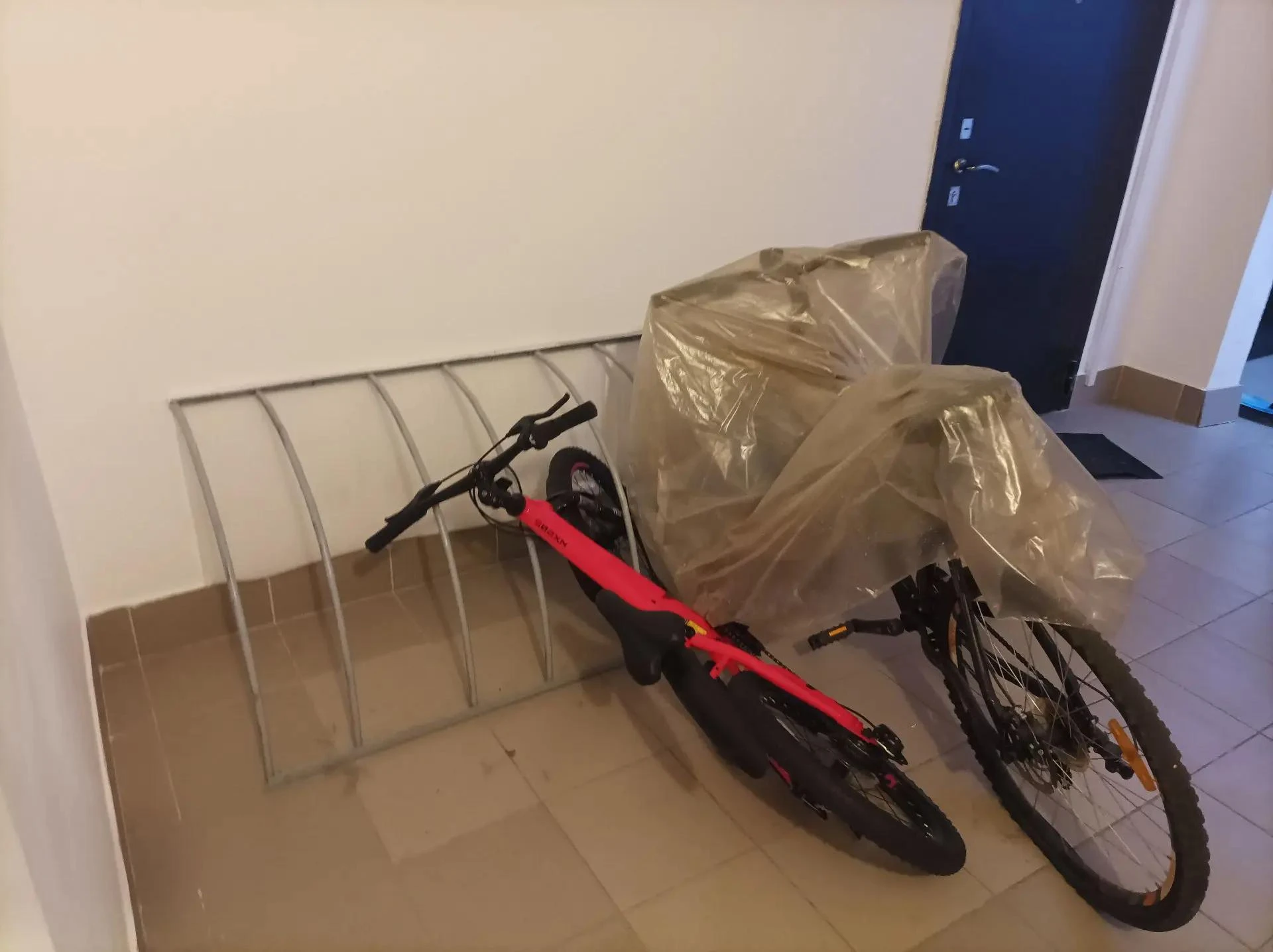 Вниманию жителей ул. П. Сумина, 2, 1 подъезд!