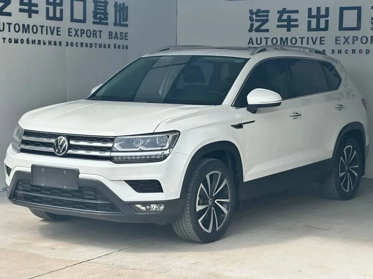 🚗 Volkswagen Tharu 2022 280TSI Luxury Edition – компактный кроссовер, который не устра...