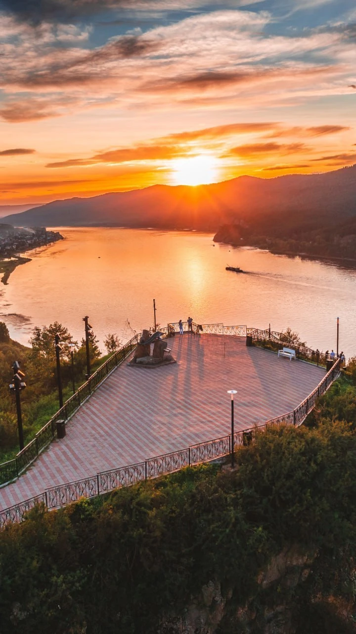 Смотровая площадка «Царь-рыба» на закате 😍