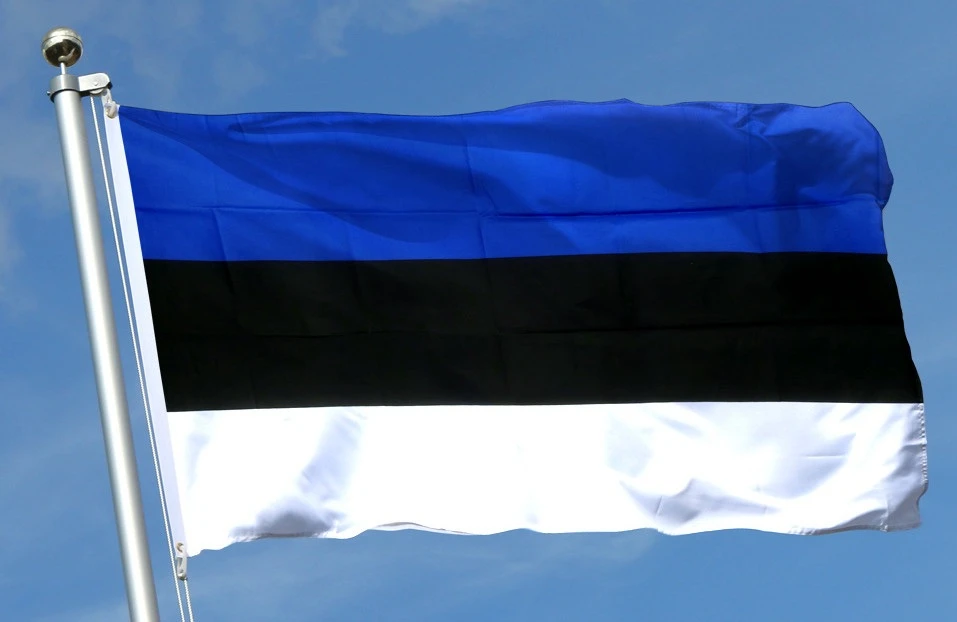 🇪🇪 #Эстония Угрожает превратить российские НПЗ в руины. Премьер Эстонии призвал помоч...