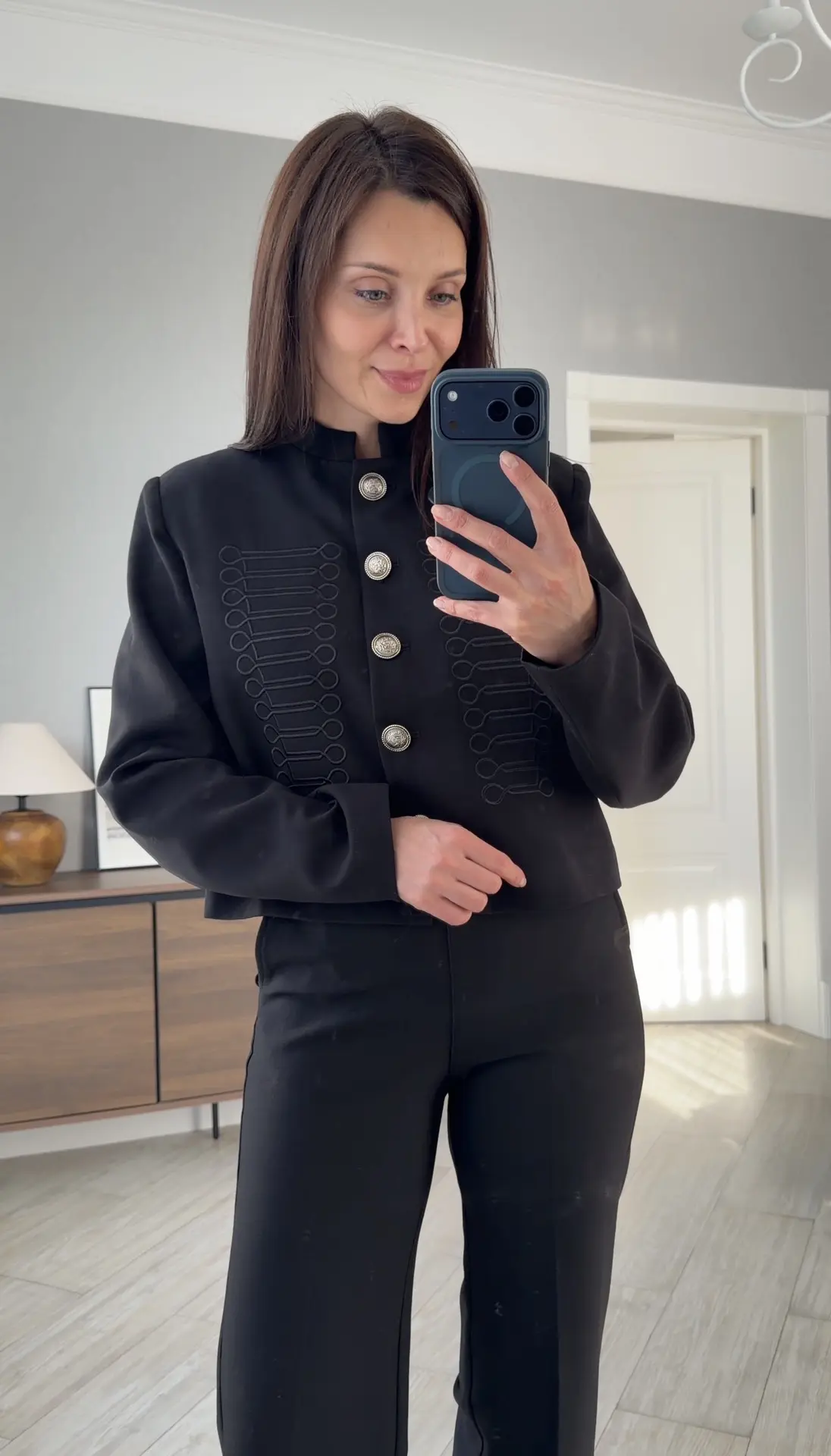 Показываю, что взяла на примерку 🤗
