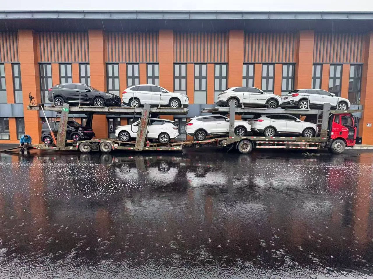 Загрузили ваши автомобили для отправки в Уссурийск 🚗🚗🚗