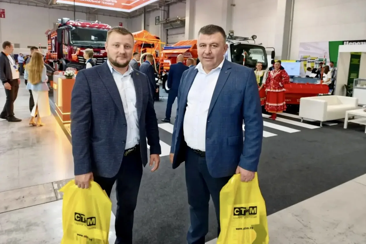 🚜 Орловская «Спецавтобаза» участвует в международной выставке «Дорога 2026»