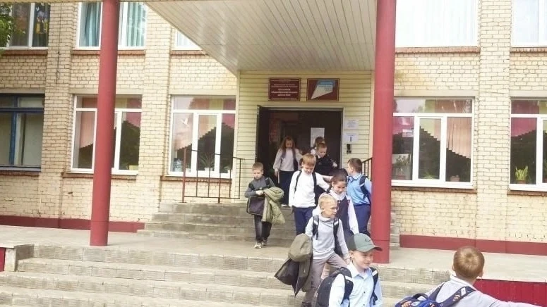 В Балакове отменили занятия в школах и закрыли детские сады