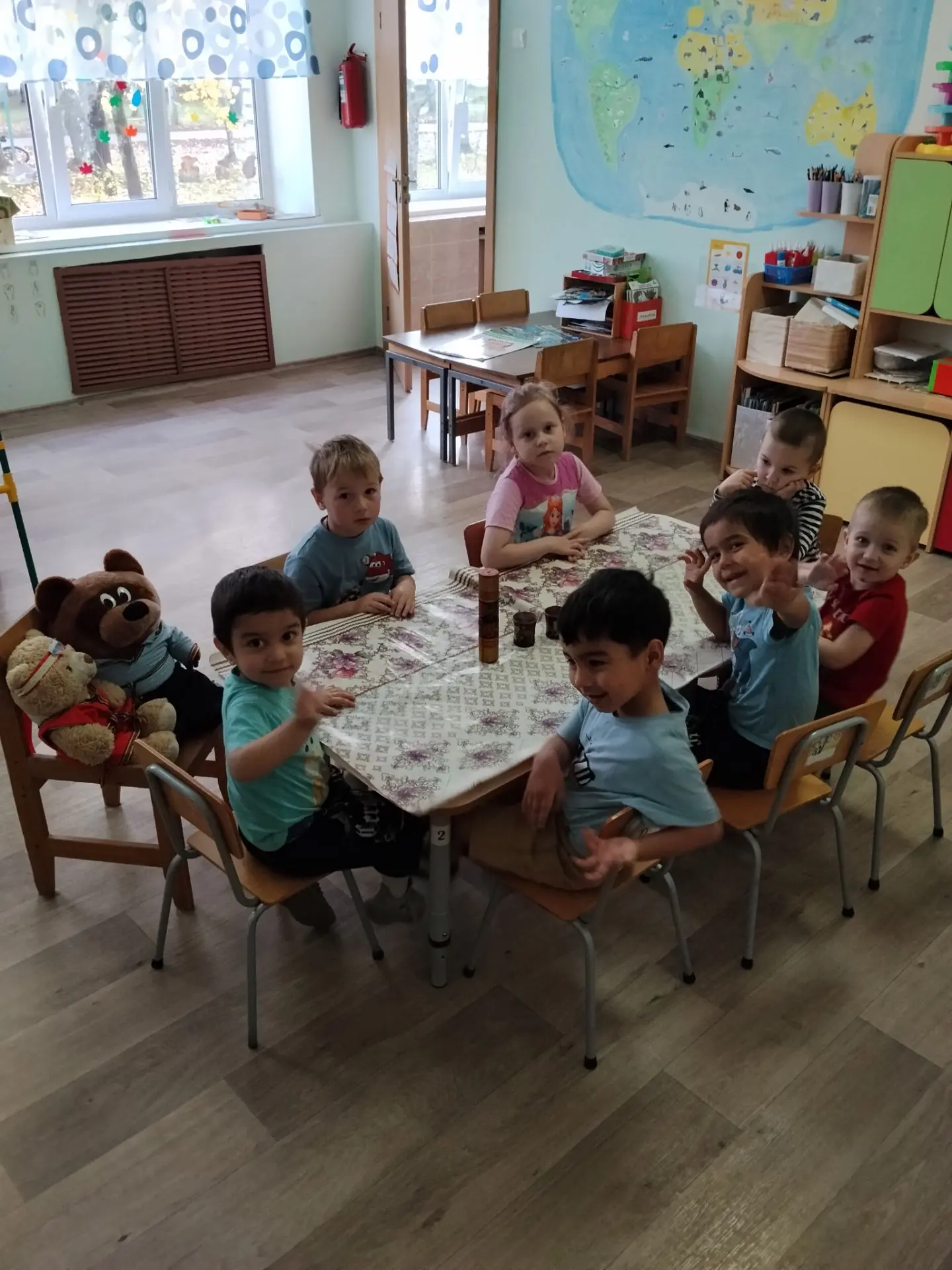 Всем сердцем любя родную страну и любуясь её природой, русские люди издавна не только в...