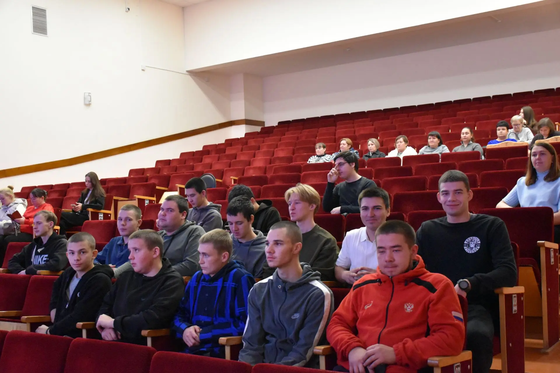 Сегодня в Районном Дворце культуры состоялся День призывника — мероприятие, посвящённое...