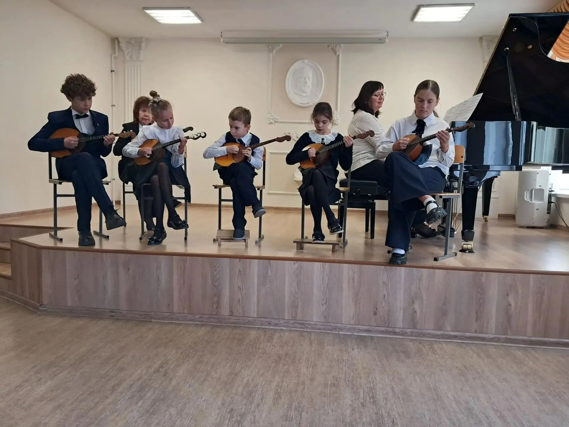 🎶3 октября в зале ДШИ №15 состоялся первый в этом учебном году концерт🎶