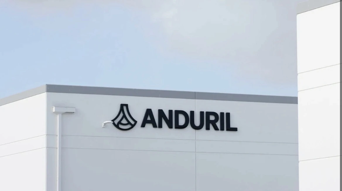 Американская компания Anduril представила модульную противоракету Steelfin, которую она...
