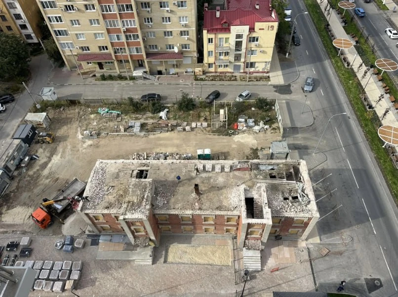 ⚡️В Ворошиловском районе восстановят историческое здание в стиле конструктивизма на Про...