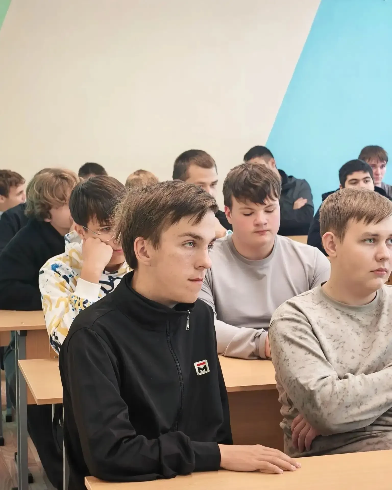 🚓Открытый диалог: молодёжь, полиция и Росгвардия