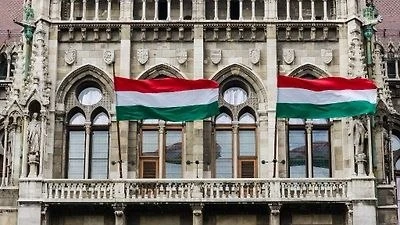 В Венгрии отменили положения закона о защите детей, запрещающие ЛГБТ*-пропаганду.