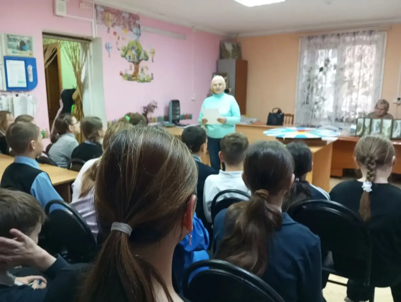 Крутите барабан! В мире профессий!