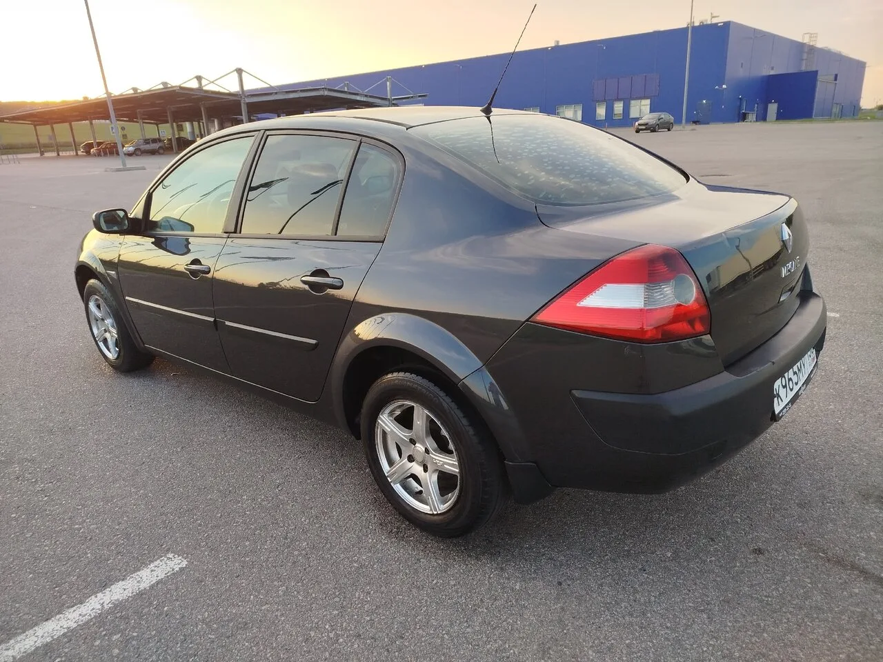 Продам Renault Megane 2, 1,6 л, бензин, механика, 2005 г. в., б/у, Донецк, 450 000 руб.