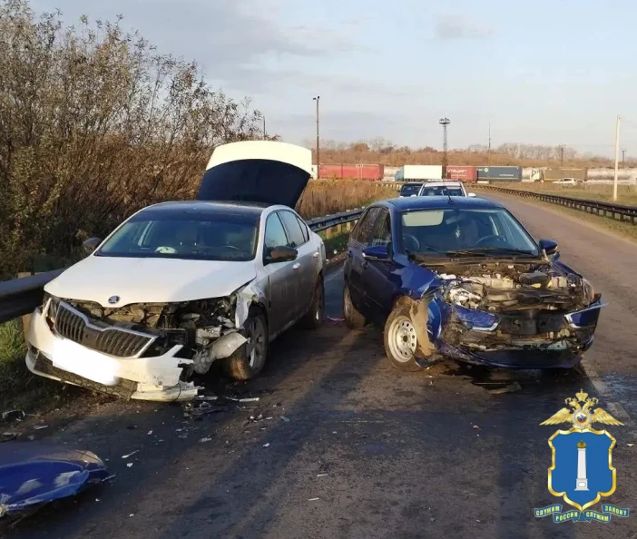 🚘 В Цильне водитель Лады Гранты не справился с управлением, выехал на встречку и столк...