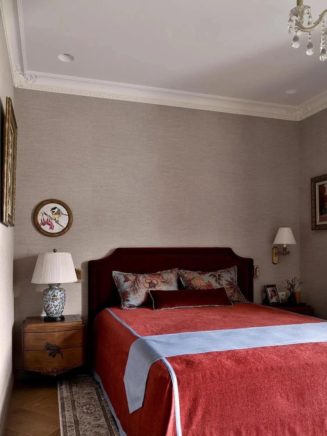 Яркая современная классика в квартире 90 м²♥